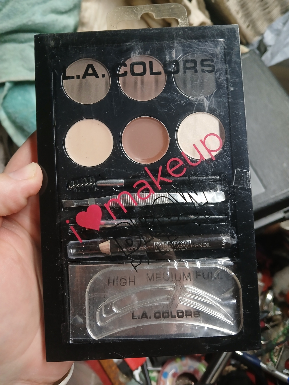 L.A. Colors Brow & Neutral Eyes Kit - Beige, Brown, Cream